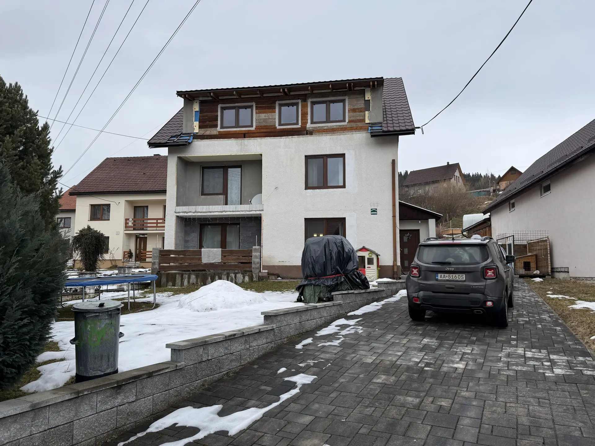 3-podlažný rodinný dom po rekonštrukcii – Habovka, Blatná dolina