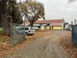 hala v Túranoch