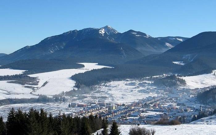 INVESTIČNÉ POZEMKY NA PREDAJ – ZUBEREC