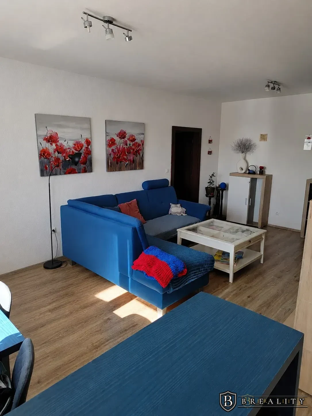 NA PREDAJ – 3-izbový byt v centre obce Vavrečka
