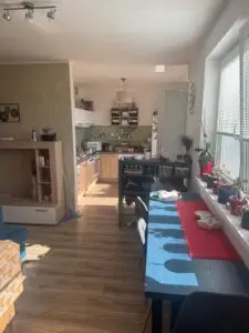 NA PREDAJ – 3-izbový byt v centre obce Vavrečka