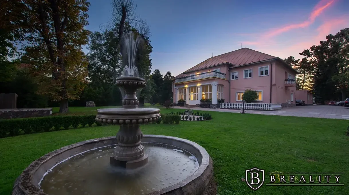 NA PREDAJ: Hotel Svätojánsky kaštieľ, Liptovský Ján