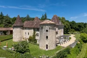 Na predaj luxusné historické Château v juhozápadnom Francúzsku
