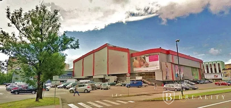 Predaj obchodného centra v Poľsku Nowy sacz
