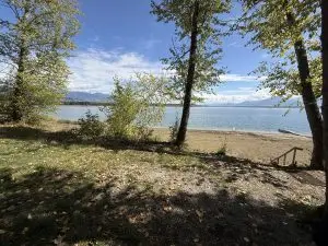 STAVEBNÉ POZEMKY V PRVEJ LÍNII PRI LIPTOVSKEJ MARE – 6 458 m²