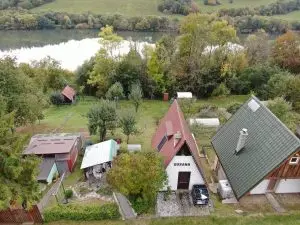 Záhradná chatka s altánkom v Tvrdošíne